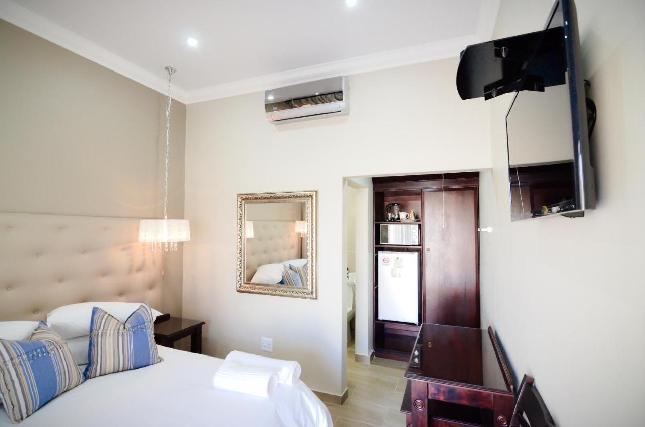Abella Bed And Breakfast Vryburg Экстерьер фото