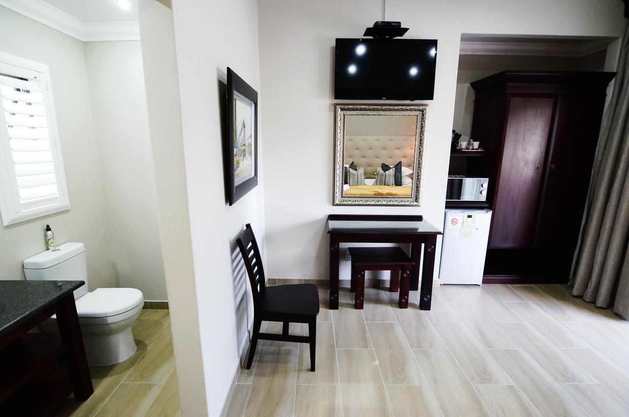 Abella Bed And Breakfast Vryburg Экстерьер фото